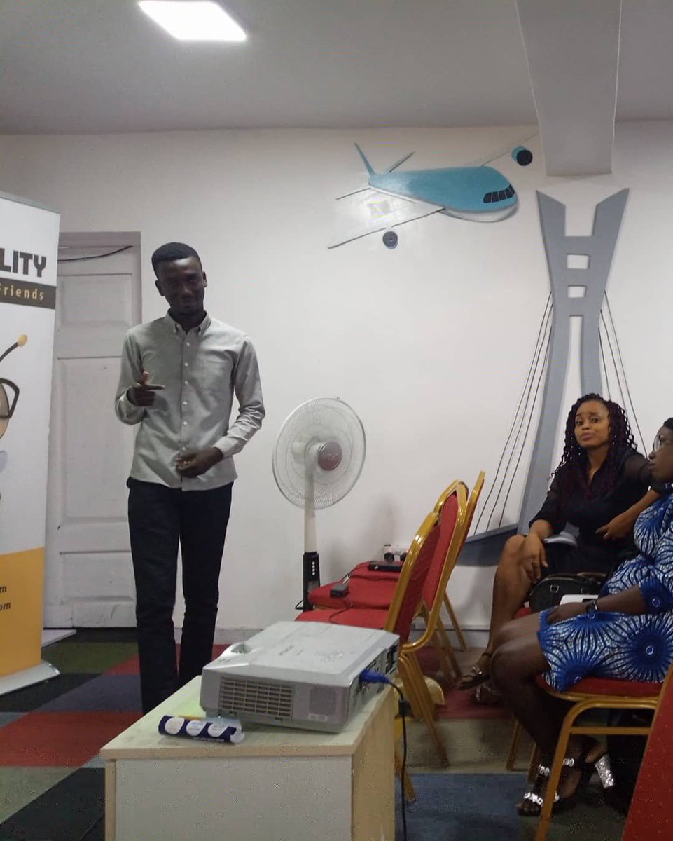 EdwardEsene2's tweet photo. Community
Co-working space
Connection
Collaboration @PlusinnovationH
Come!
08064382453
#comeToPlus
#OleOut #ARSMUN #MUFC #2020NewYear #BHACHE #SOUTOT #MCIEVE #NEWLEI #2020 #HappyNewYear https://t.co/ClnkYYIOtv