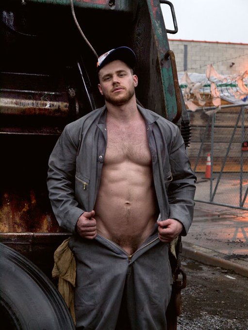 is it trash day yet? https://t.co/VXcpqmlRw2