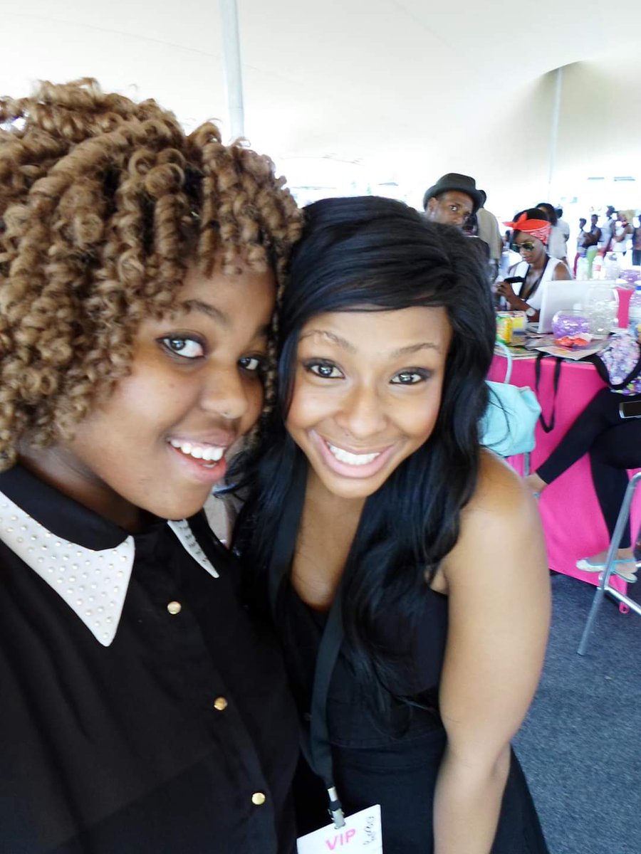 RobustHun's tweet image. You have a pure heart and 6 years ago you spoke words of affirmation when you were in Botswana... I clung to those words and my life has never been the same.. See screenshot and actual photo below❤️❤️❤️❤️😍😍😍