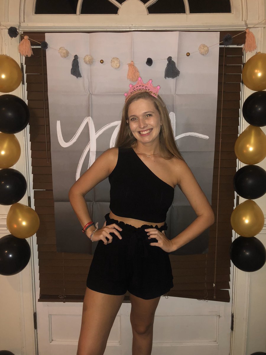 _gracecomp's tweet image. the biggest accomplishment of my decade, hands down.