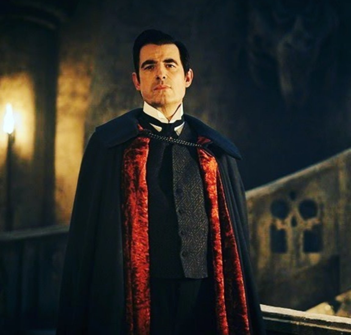 эволюция образа вампира в англо-американской литературе. граф дракула 2022. влад цепеш. лорд алукард. титул дракулы.