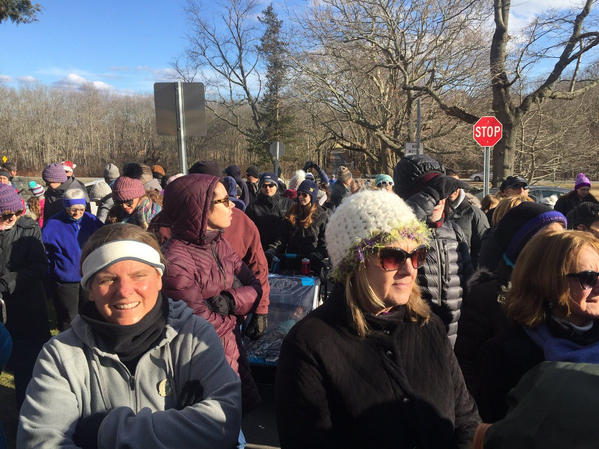 laffinthedark's tweet photo. @eastbayri  A great event to start 2020 on the *right foot*! ☺️ This afternoon’s  @RhodeIslandDEM @RIStateParks First Day Hike at Colt State Park in Bristol, RI! #ristateparks #firstdayhikes https://t.co/Afvith64Kj