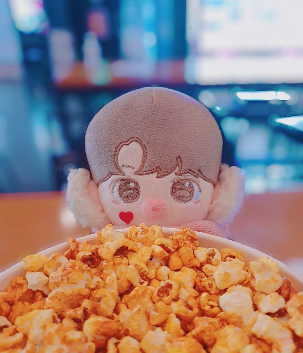 h2514__'s tweet photo. 찬바람 불땐☃️

💟 토끼가방 - @chuu_chuu_doll
💟 귀도리 - @I_ridescentstar 

#츄츄 #코코배 #배진영 #배진영인형 #cix #양갱이네_솜뭉치 https://t.co/jXH2vEpcEz
