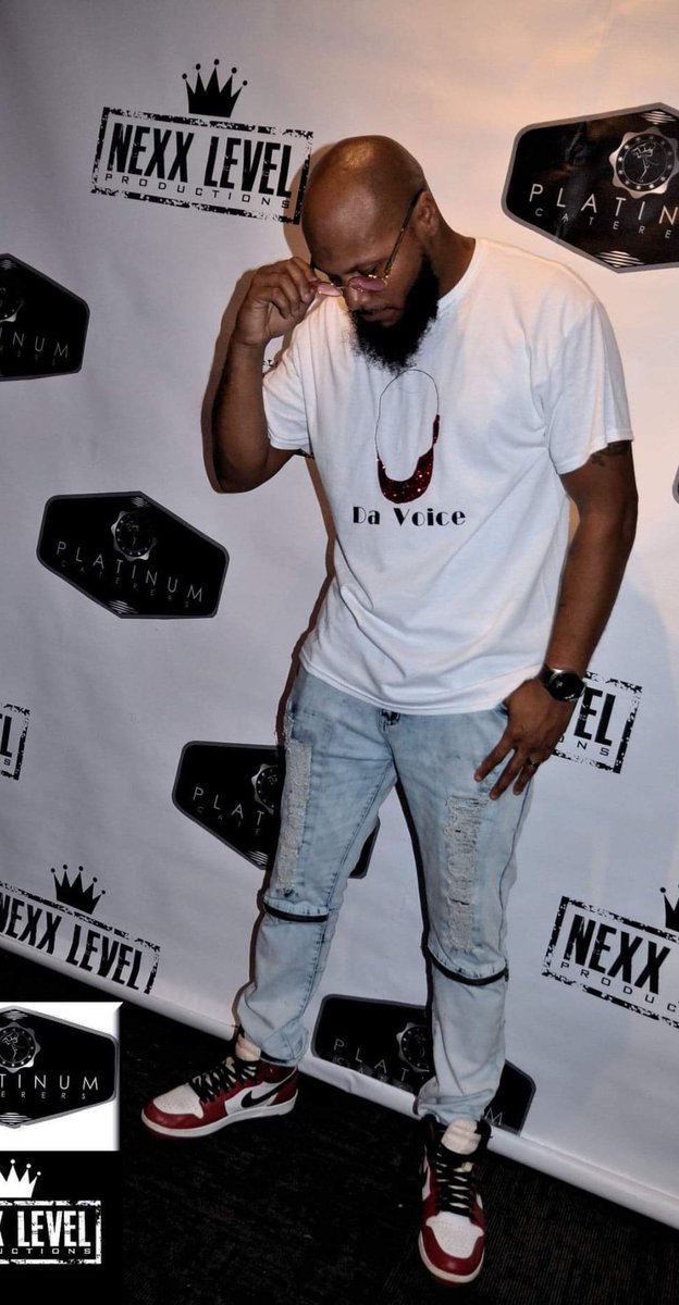 terry_da_voice's tweet photo. #dapulsetalkshow #voiceitall #iamterrydavoice https://t.co/jGey9xknkS