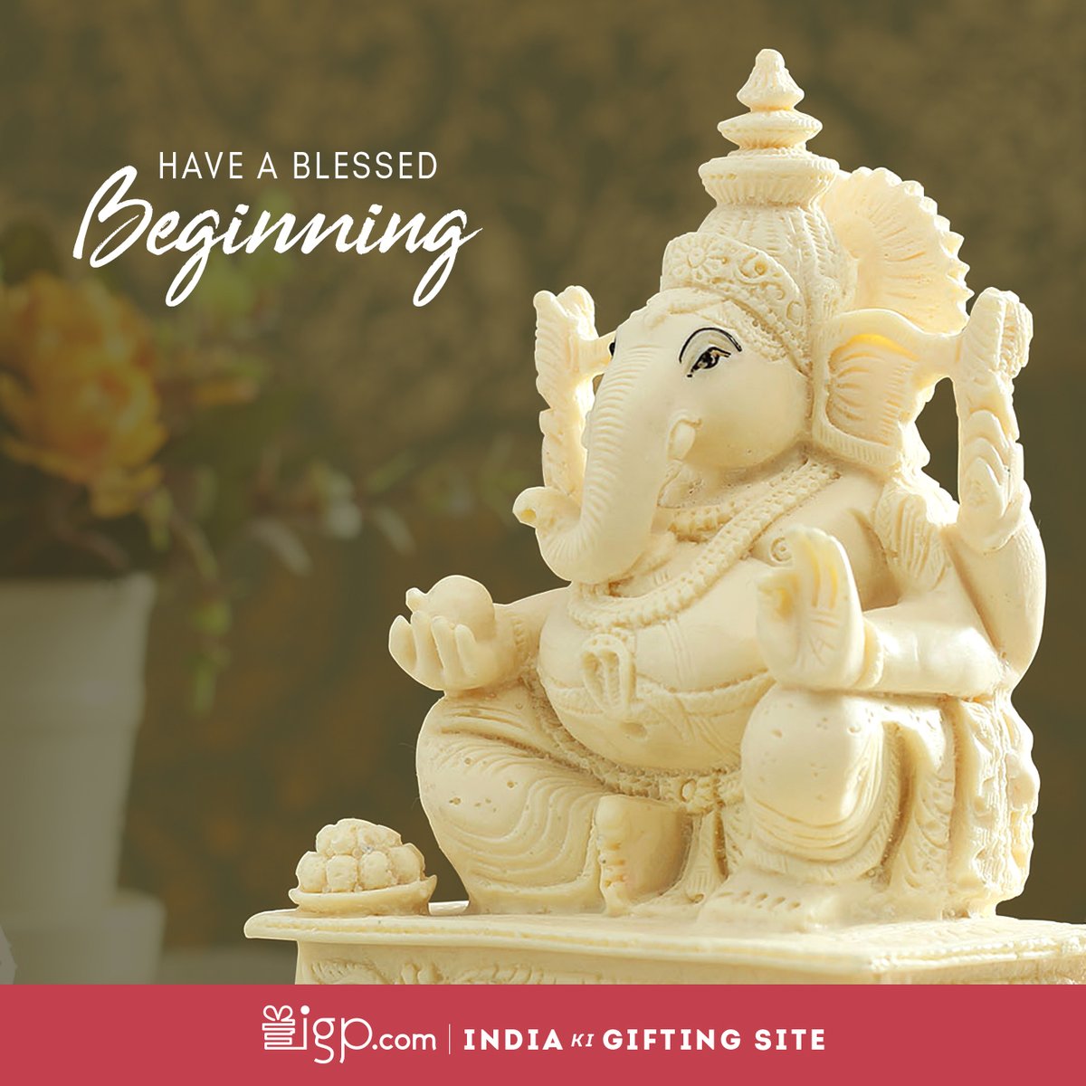 IGPcom's tweet photo. For an auspiciously blissful journey ahead, bring Ganapati home. Order online @ https://t.co/B84ar6Bnhq #indiakigiftingsite #lordganesha #bringbappahome #newbeginning #blessedbeginning #happynewyear2020 #HappyNewYear #HappyNewYearEveryone #onlinegiftstore https://t.co/cQINdTOt5B