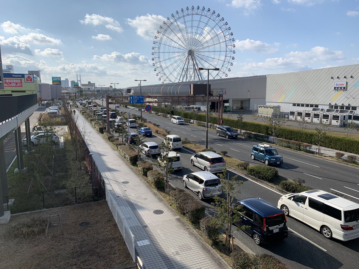 あつっち ゝ りんくうアウトレットが 年始の初売りや バーゲンシーズン それにりんくう花火の時には 阪神高速泉佐野南まで渋滞して 時には泉佐野北まで伸びる時 ありますからね