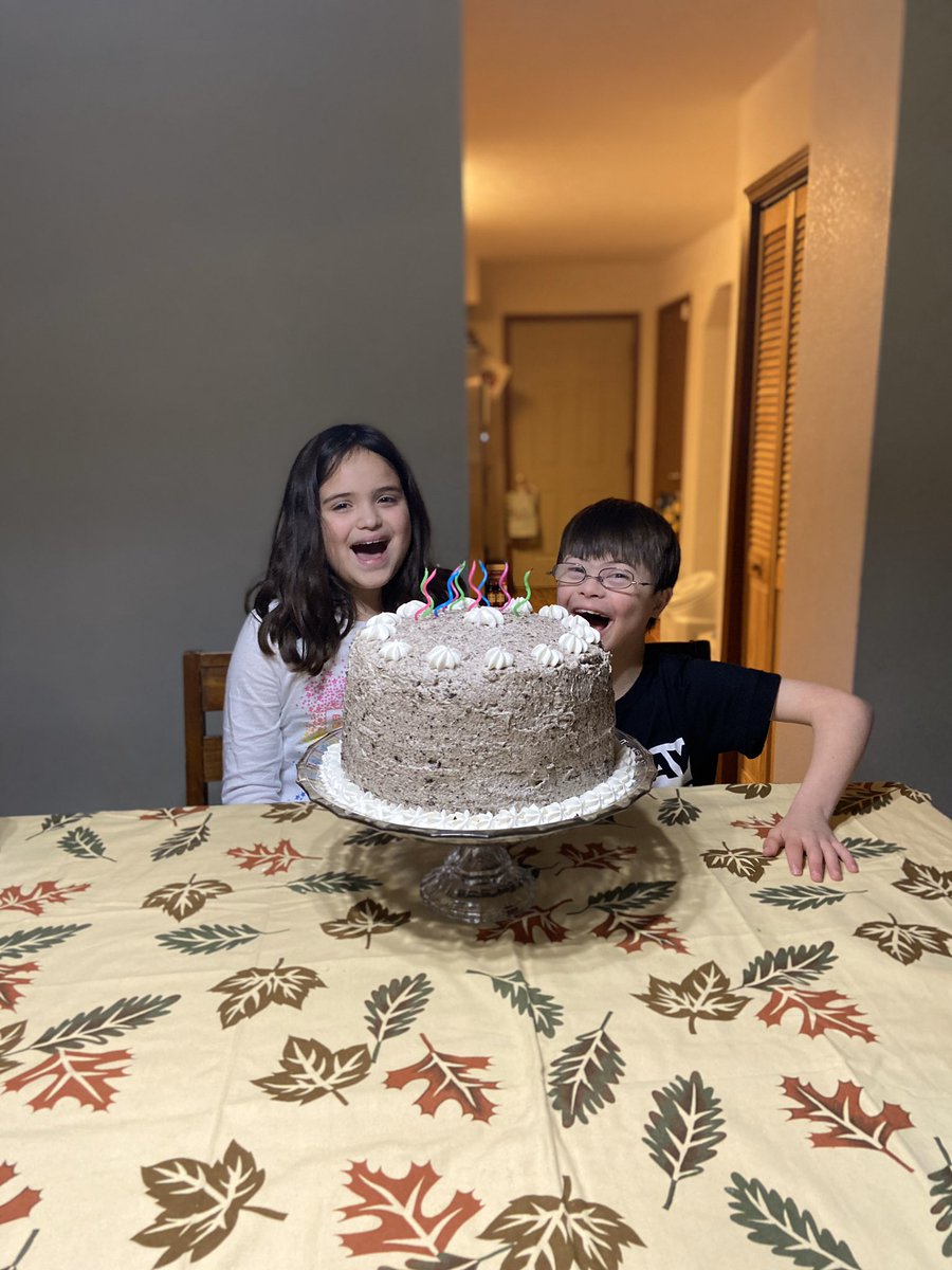 ash_folley's tweet photo. some of us never outgrow our love for cake, happy birthday lil twins 💕 https://t.co/7k23ckFY57