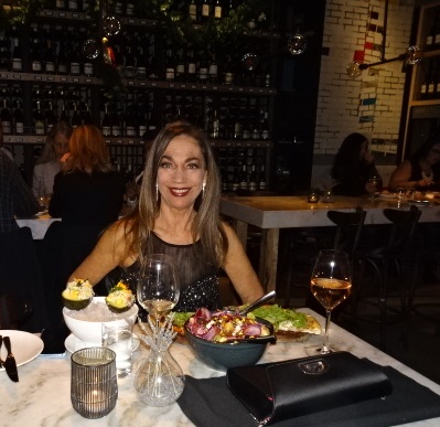 AtkinDining's tweet image. Still getting over our AMAZING #NewYearsEve dinner @Wallysofficial From the very first course to the last, it was beyond spectacular! Great way to begin the decade with bounty and bubbly! #LASTNIGHTATWALLYS