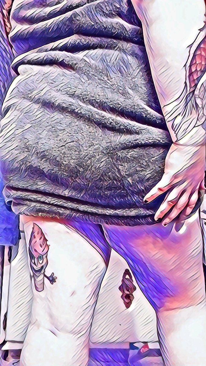 KcRebelChick's tweet photo. Happy hump day y'all! Dont forget, thick thighs save lives! ๐ #bodypositivity #beautiful #loveyourself #plussize #tattoo #tattooedgirl #redneckchick https://t.co/zLjbw0hVVl