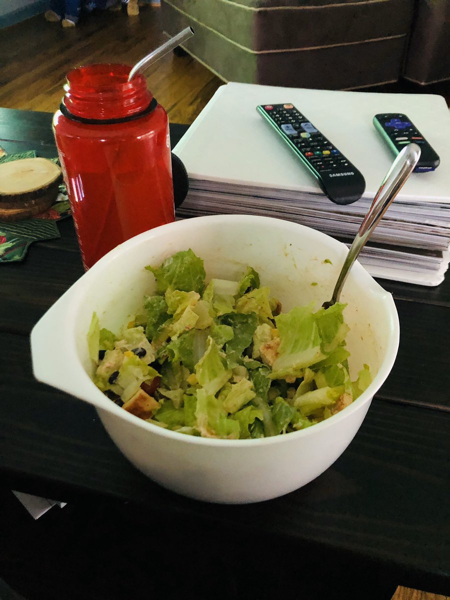 sus_thomas's tweet photo. @SyattFitness one big ass salad 👌🏻 https://t.co/gbZVfL7D5u