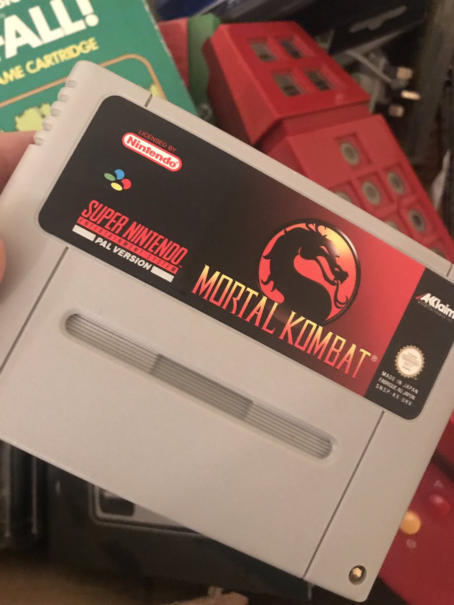 gamesyouloved's tweet photo. Anyone want a free copy of Mortal Kombat on the Super Nintendo (pal)?

Comment below if you do
RT this tweet 
Follow @gamesyouloved 
Tag a friend 

We’ll choose a winner on Monday 
Competition ends this Sunday midnight UK Time 

Comp held on other social channels. 1 winner only https://t.co/HdhIacFBq7