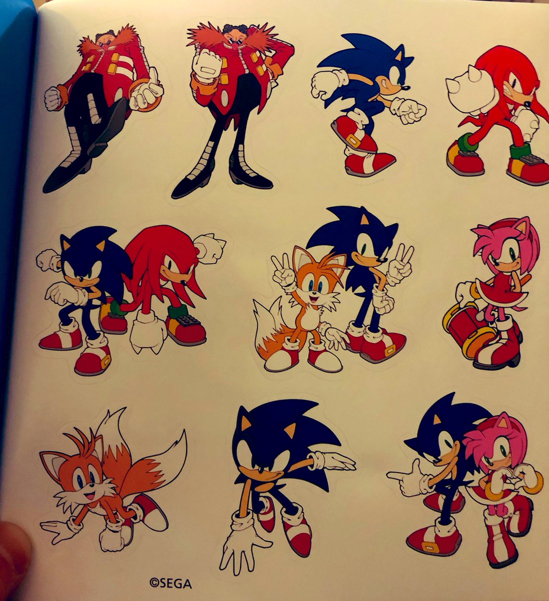 sonictoyhunter's tweet photo. The stickers in the “Meet Sonic!” book are pretty cool https://t.co/y9uNXUnTVo