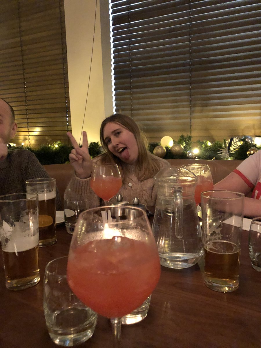 binkybunny7's tweet image. Lovely evening with lovely friends ... makes you truly appreciate those who care about you &amp;amp; who make an effort to spend time with you 🍷🥳🤗😘👌🏻#LoveMyFriends #LookingAfterNumber1 #NoMoreTimeWasters