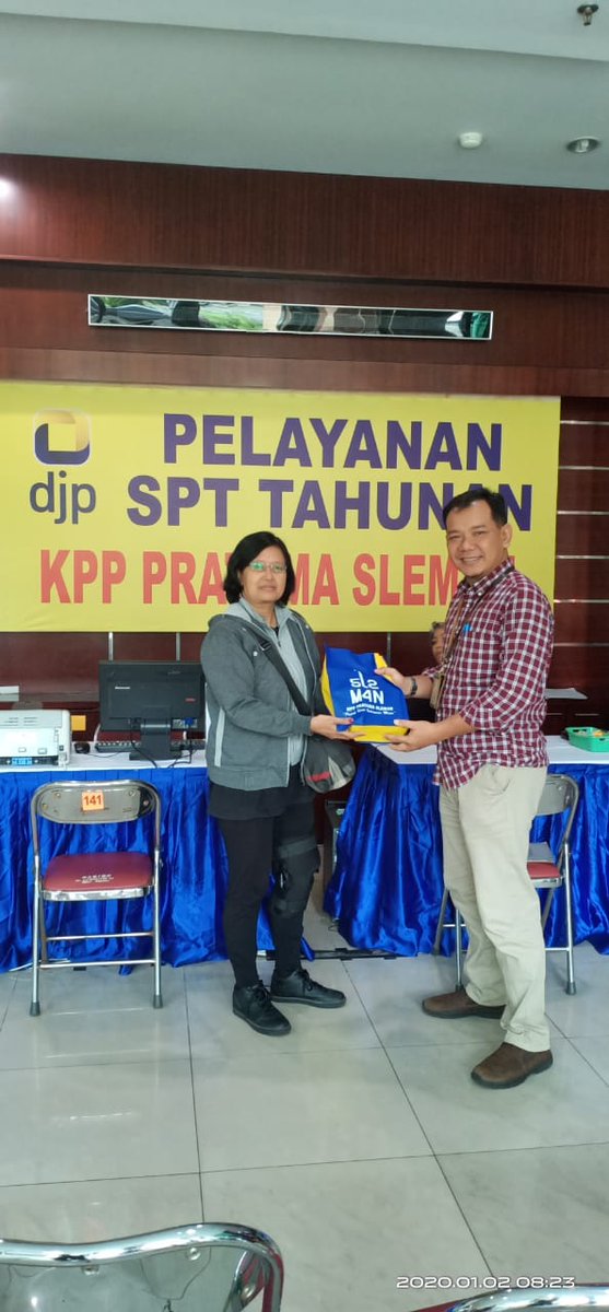 pajak_sleman's tweet photo. KPP Pratama Sleman sudah membuka loket pelayanan khusus SPT Tahunan di lantai 1 Gedung Kanwil DJP DIY. Kami tunggu Wajib Pajak yang ingin menjalankan kewajiban pelaporan SPT Tahunannya..
#PajakKitaUntukKita #TransforMoF #BayarPajakKeren #PajakKuatIndonesiaMaju https://t.co/JwIDX8oxPx
