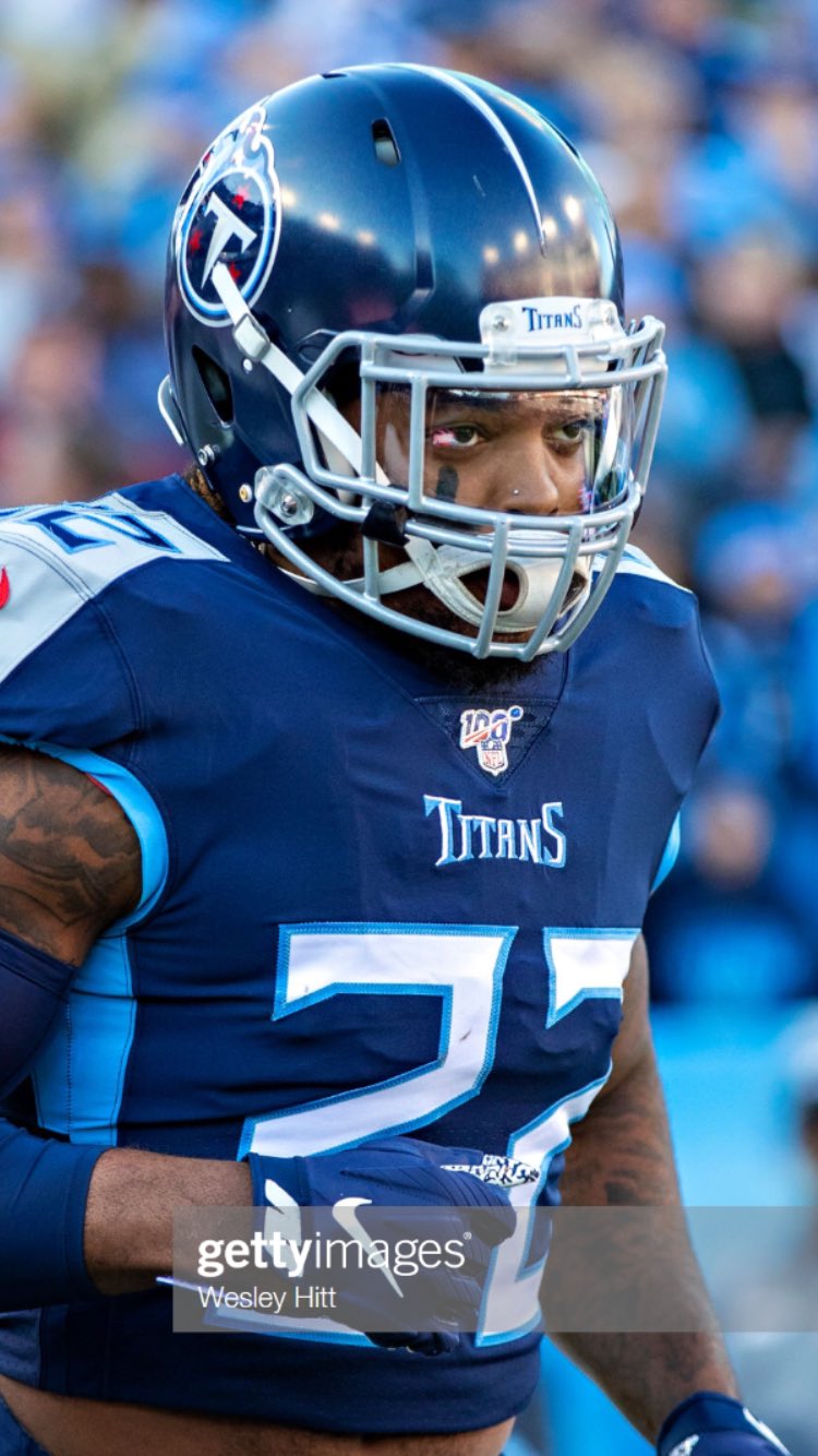 Helmet Stalker on Instagram: Titans RB Derrick Henry is using a Riddell  SpeedFlex True with an SF-2EG-II-HD facemask and a Riddell softcup  chinstrap paired with SportStar's Flex Adapters; he began training camp