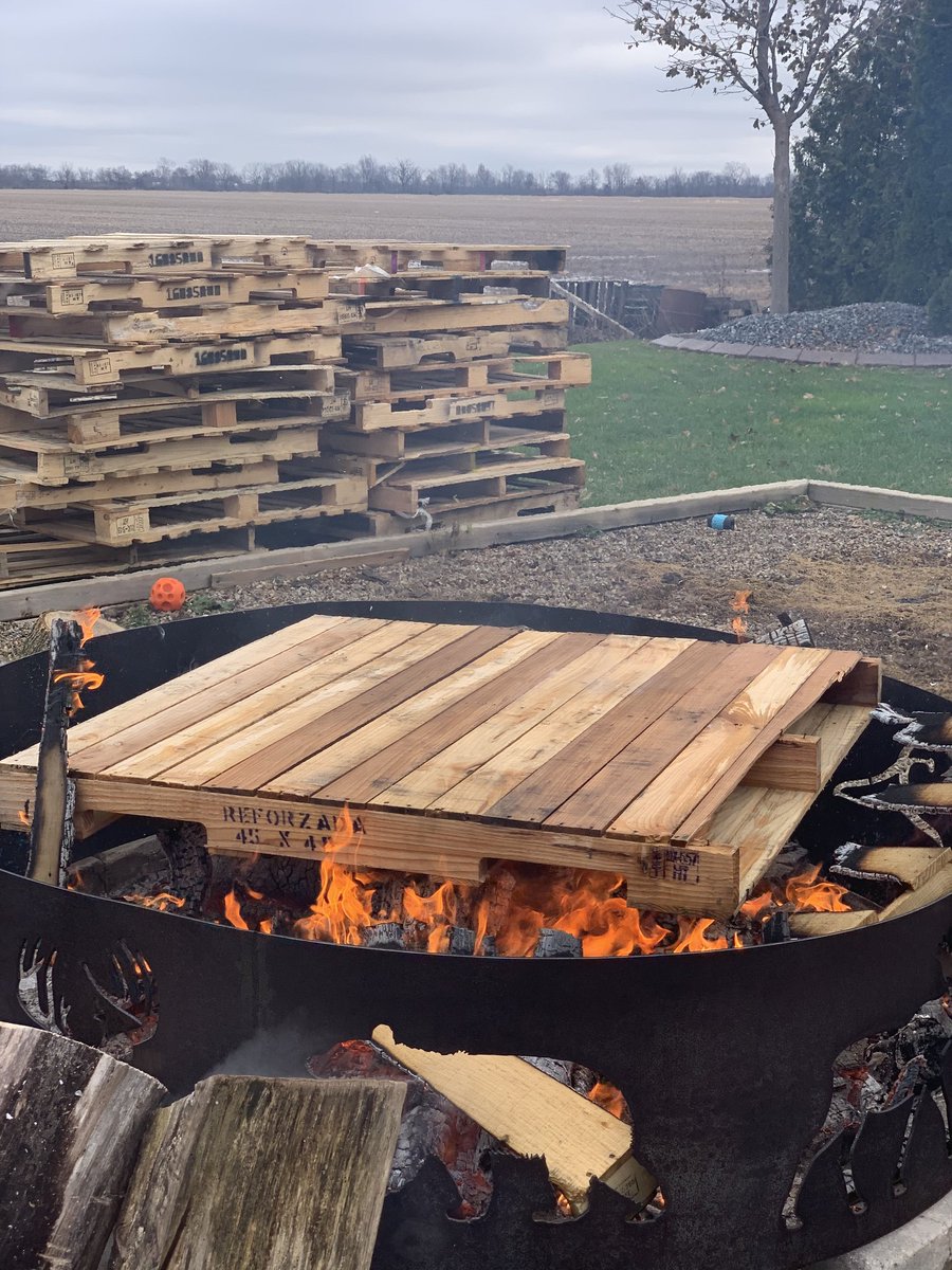 This huge firepit ring is almost 7 feet in diameter and can easily stack pallets for a great bonfire!
Love the cut out designs too!
2 pics
fiercemetalworks.com
 @ Essex, Ontario