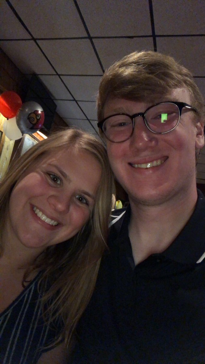 EBronni's tweet photo. 3 years of you putting up with me not ever knowing what’s going on 💙💙 I love you https://t.co/e0BddiaSKu
