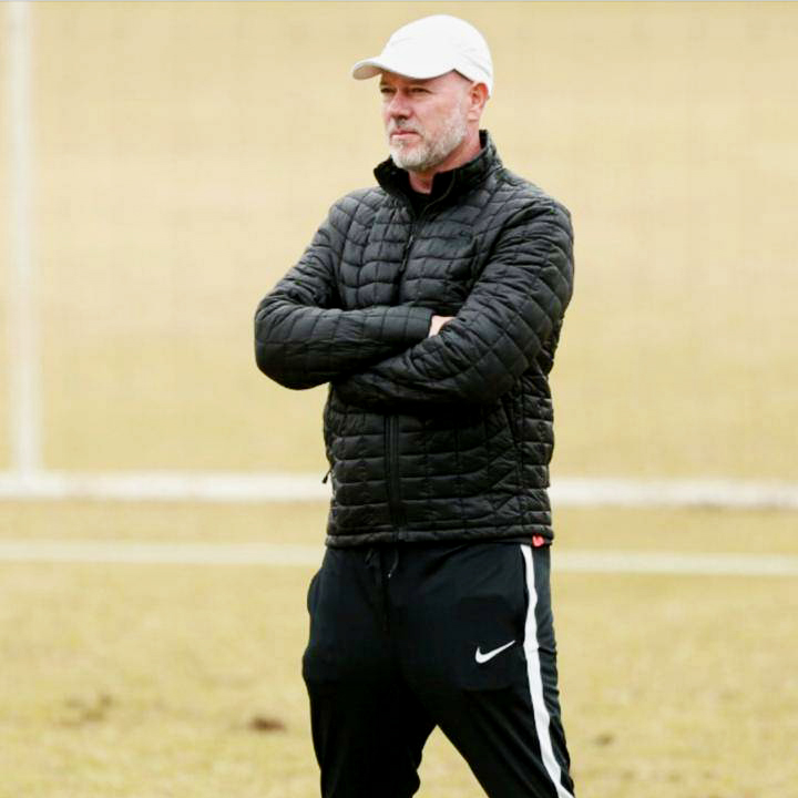 atlrs_official's tweet photo. 【お知らせ】
ザーゴ氏の新監督就任が発表されました！

「日本へ戻ることができて、嬉しい。非常に重要な挑戦となります」

またコーチングスタッフには、ダ・シルバ氏、ロドリゲス氏、デ・オリヴェイラ氏の3氏が加入いたします。

詳細は、公式サイトをご覧ください：
https://t.co/SRcJvMbyxu https://t.co/LYpZooyxmF