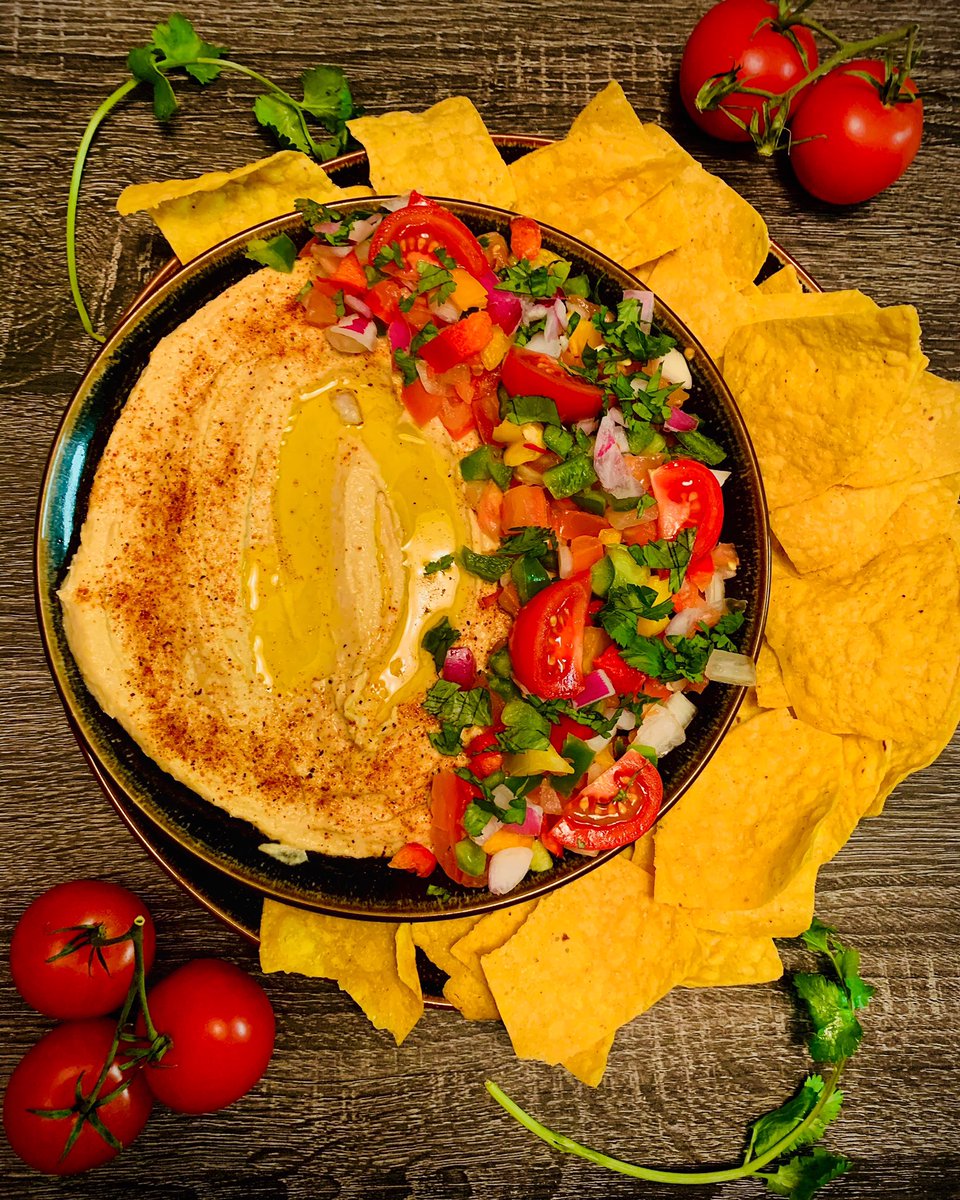 cheftamaraw's tweet photo. Loaded Hummus 
Happy new year 
#nutrition #hungry #nutritionist #chef #love #vegan #florida #food #fresh #diet #Health #fitness #sports #athletes https://t.co/fLEBK1Kpo4