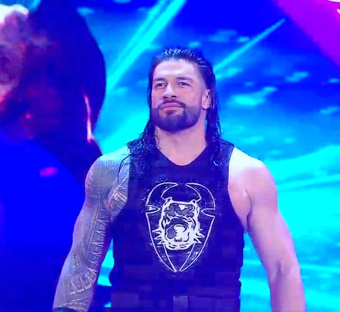 Shehara201's tweet photo. Roman's NYE Special match was awesome . Waiting to see him on Smackdown this Friday .....
#RomanReigns
#RomanRules
#TheBigDog https://t.co/hmAOfzQjfY