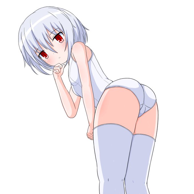 絵270号「白スクさん」
このアングルのおしりと股間を描きたかっただけ。

今日で絵を描き始めて1年と10ヶ月。ところどころ描き方を変えつつ前に進んでゆくのです。それはそれとして・・・。

🎃ハッピーニューイヤー!🎃 