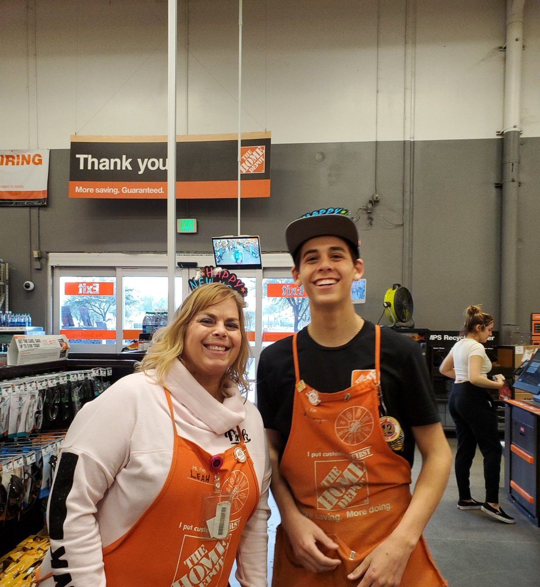 2014medrano's tweet photo. The Celebration continued all day! #TeamG3 #HomeDepotIsFun #D130Driven #2020VIBES Great Job Lydia and Carol for setup!!! @OrangeLiving10 https://t.co/iytPyQPi0S