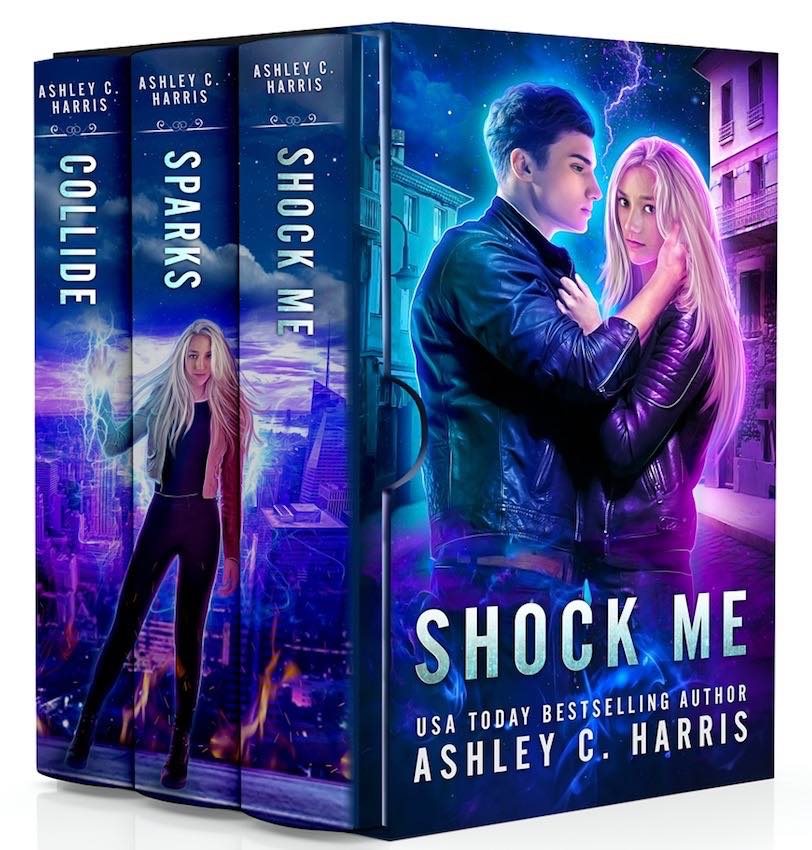 Ashley_C_Harris's tweet image. Available for pre-order for only $0.99. 😎
🛍️ashleycharris.com/shockmeboxedset
If the heroes catch her, they’ll kill her!
When a car came crashing into Donna, she thought she was going to die. Instead, she discovered she could transform into something terrifying and inhuman.