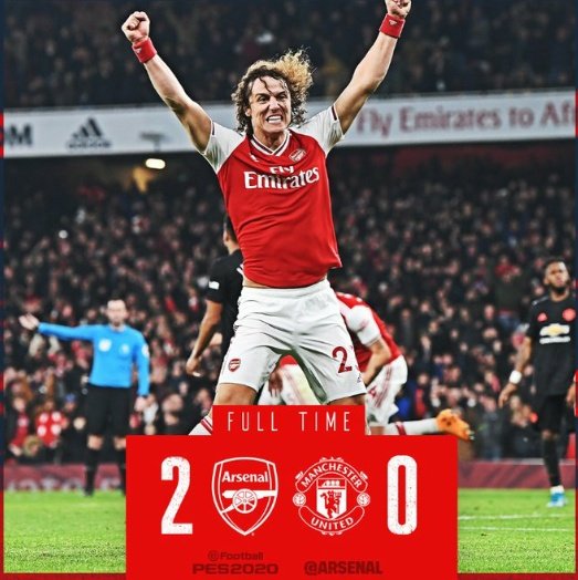 AIS_AMT's tweet photo. selamat tahun baru dua kosong dua kosong… 😂😂 https://t.co/PBaiRDOoTO