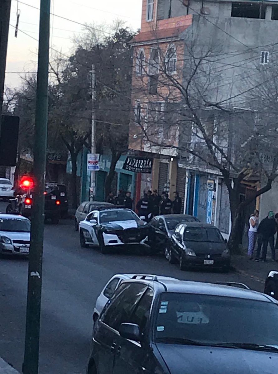 Esto ocurrió hace una media hora en AV. Tetiz entre Tekal y Hocaba, colonia Pedregal de San Nicolás