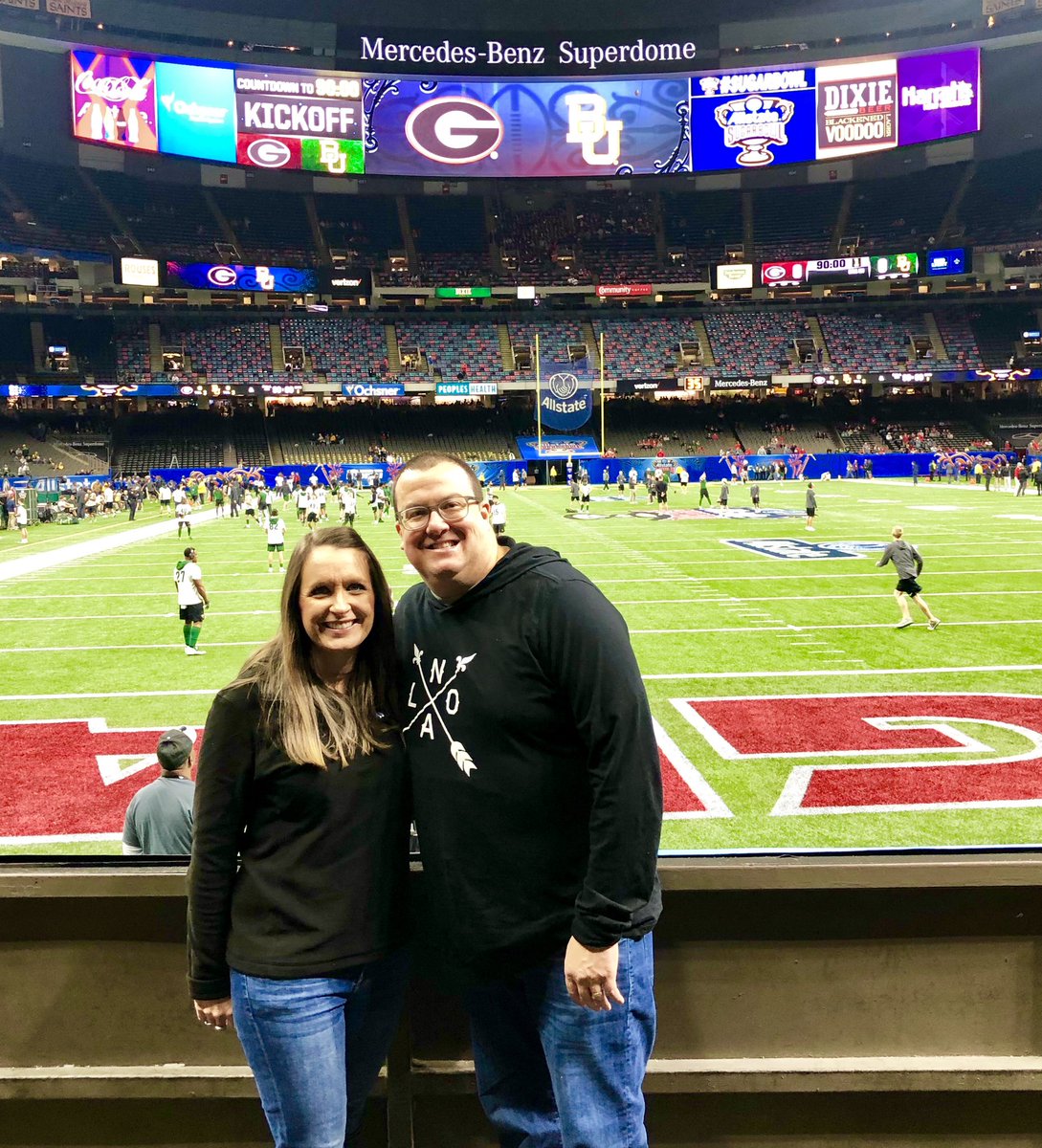 welborn_jaime's tweet photo. Shoutout to the Sugar Bowl sponsors for recognizing educators! #NOLA #stillrolltide #AllstateSugarBowl https://t.co/2rmOr1x7Br