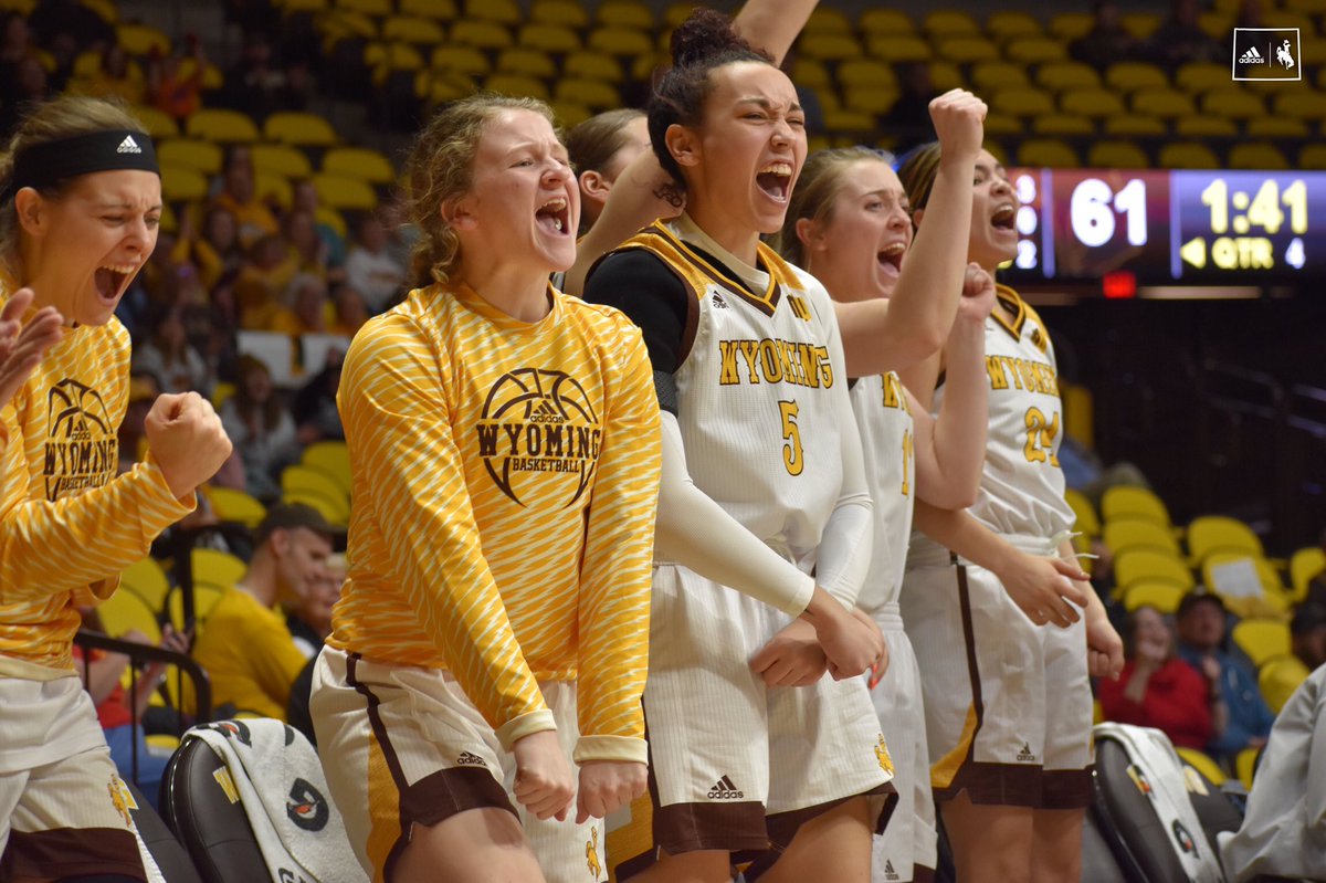 wyo_wbb's tweet photo. Celebrating the New Year with a win! 

#OneWyoming #GoWyo https://t.co/dM97V1cjoo