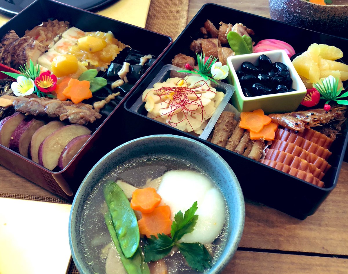 KitchenMika's tweet photo. Happy New Year🎉 This is how Japanese celebrate the New Year Day. I cooked these traditional New Year dishes called Osechi. Each of dishes has a meaning in welcoming the New Year. #NewYearsDay #japanesefood #osechi #Traditional #foods https://t.co/d28bXPxEyk