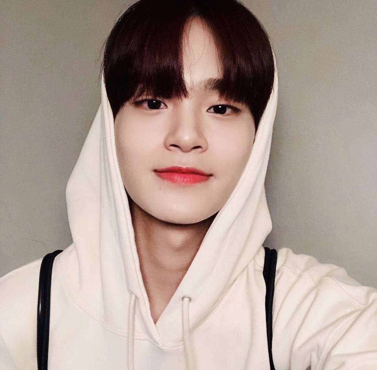 .•*day 2*•. Daehwi - AB6IX