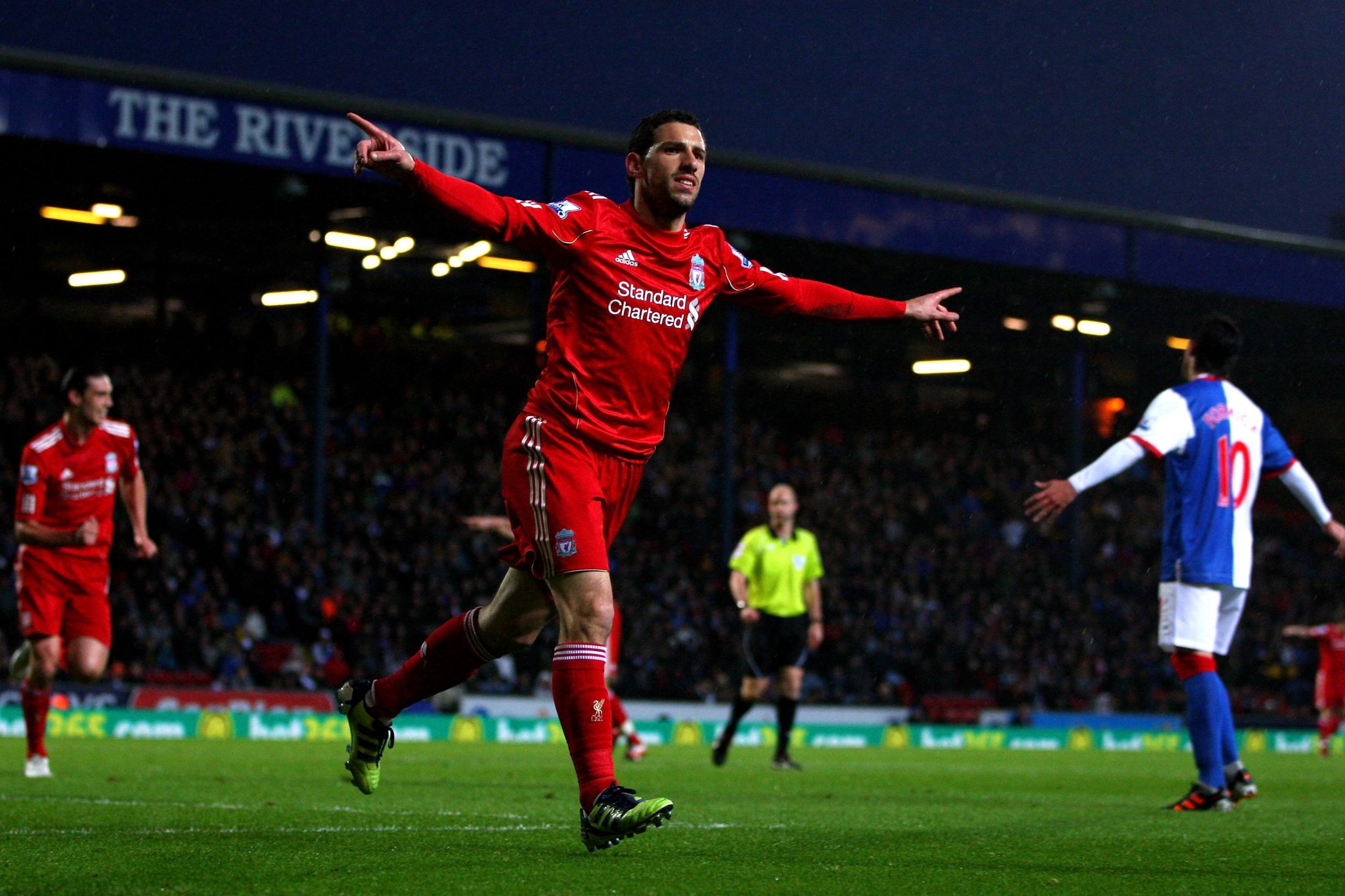 We wish you a happy birthday Maxi Rodriguez   Born on: 2 January 1981 