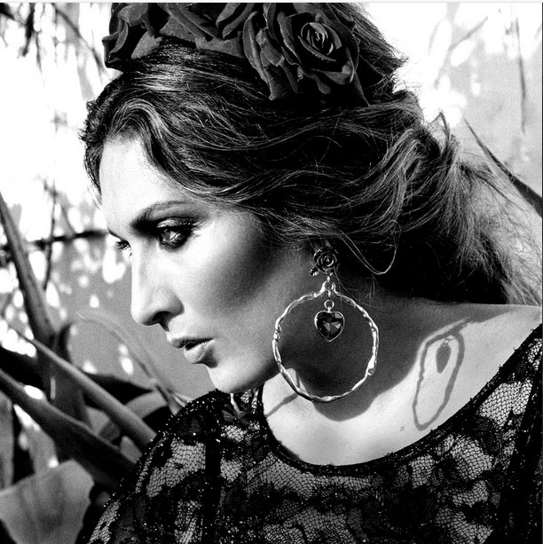 <a href="/EstrellaMorente/">Estrella Morente</a>  lleva a Madrid su espectáculo COPLA🌹
¡No te pierdas a una de las grandes figuras del flamenco y la canción española y déjate emocionar por su pasión y su estilo único!

Últimas entradas a la venta ➡️ bit.ly/2Ffb7QQ