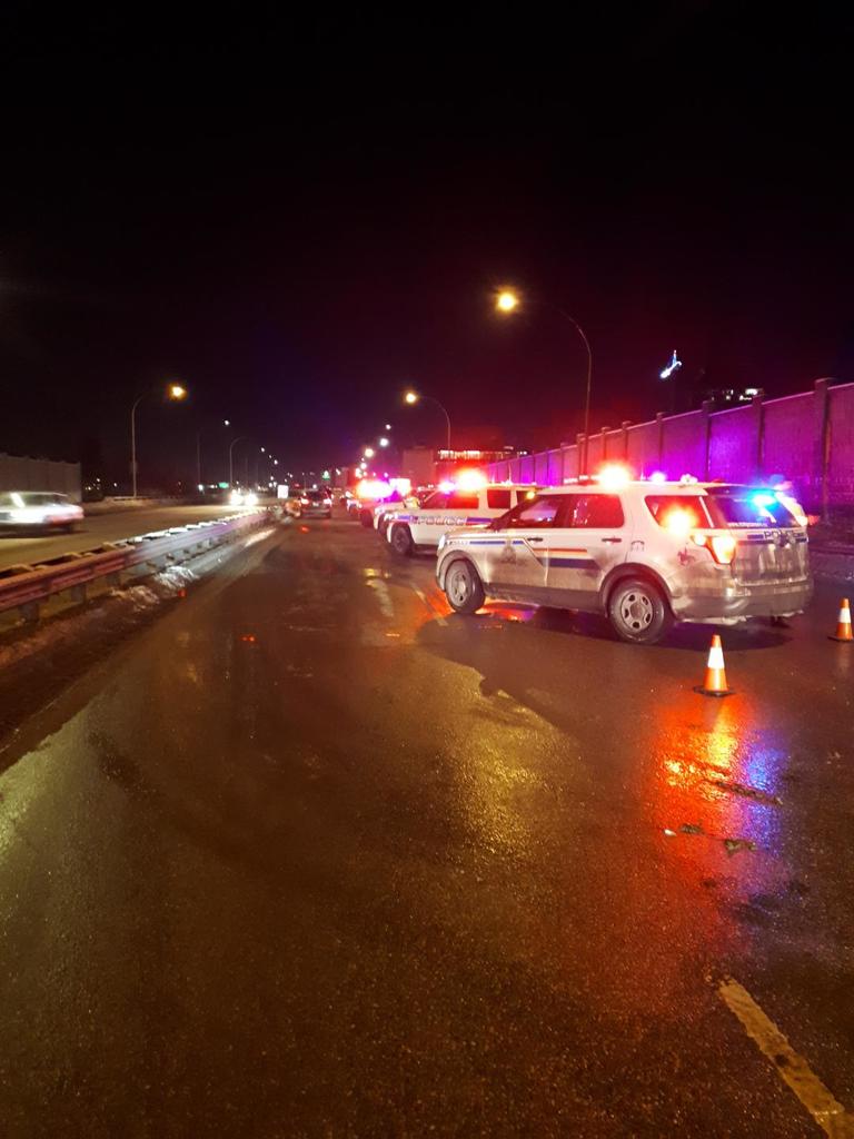 CormanParkPoli2's tweet photo. Last night members participated in check stops in Saskatoon along with SPS, Highway Patrol and RCMP traffic services. https://t.co/KCd7AXN2RU