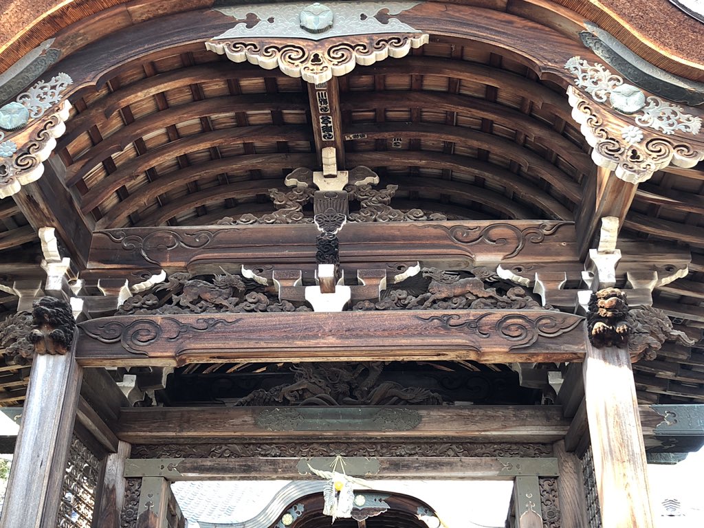 滋賀にいます。比叡山坂本の西教寺行ってきました。光秀の供養塔があるとこ!欄間に麒麟いたよー大河たのしみだね✨ 