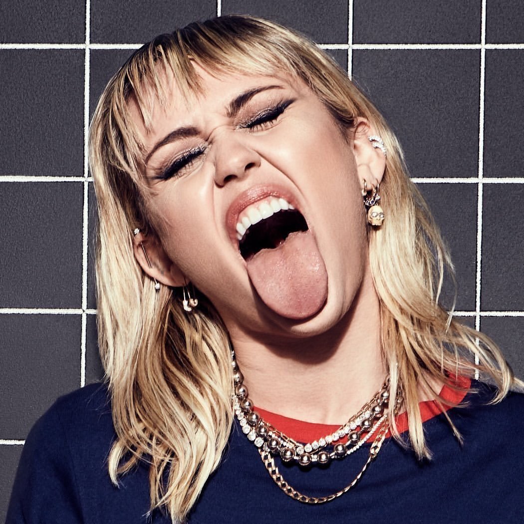 Miley Cyrus tongue