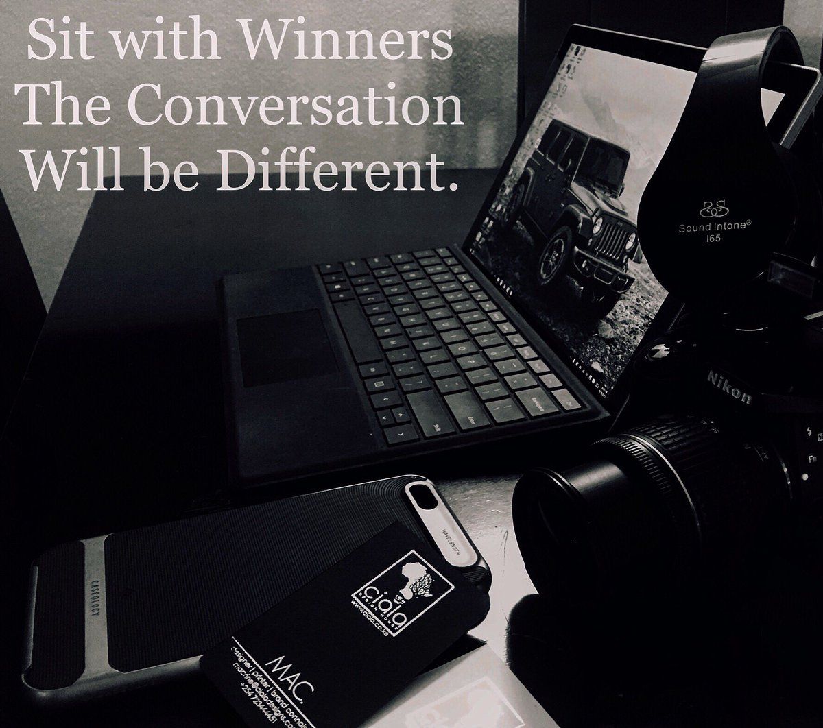 Lioness_Mac's tweet photo. #focus #thinkbig #bedifferent https://t.co/lS6LcPybpa