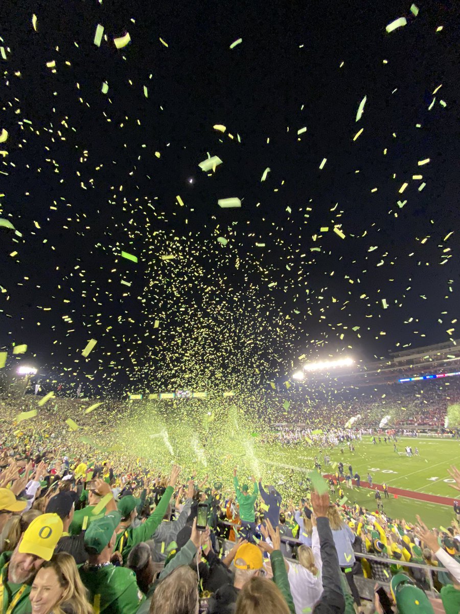 AutzenStudents's tweet photo. What a day to be a Duck. https://t.co/Fok8Jipkoe