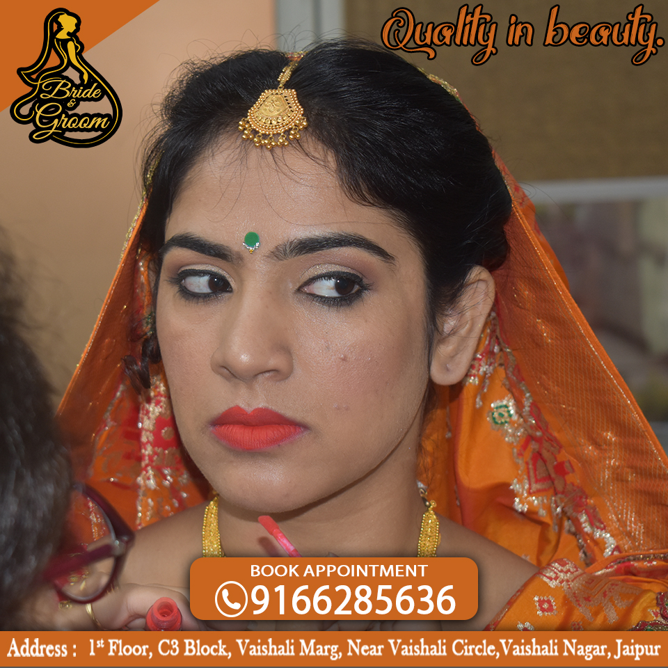 BrideSalon's tweet photo. There is beauty in simplicity.
Get your beautiful makeover by our experts.

Pre bookings recommended

Contact: 9166285636

#makeover #salon #makeup #bride #bridalmakeover #brides #ladies #girls #jaipursalon #jaipurparlor #jaipur #wedding #weddingday #weddingmakeover #mehndi https://t.co/zC0uzwCPKm