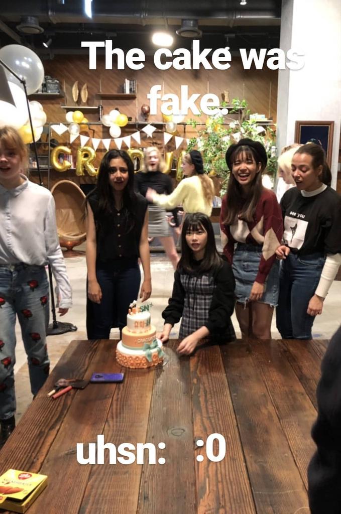 uhsnpics's tweet photo. i wouldn't have thought— i'm actually laughing at their shock faces OMG https://t.co/No2wWJNkF9