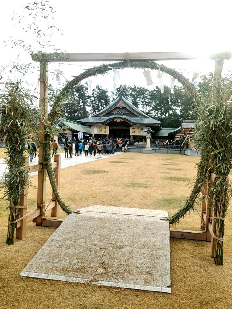 GodVer777's tweet photo. いいとこ無しでボロボロだったオールナイトから帰宅して今日は護国神社に初詣🎍🐭 https://t.co/L89myLwmrJ
