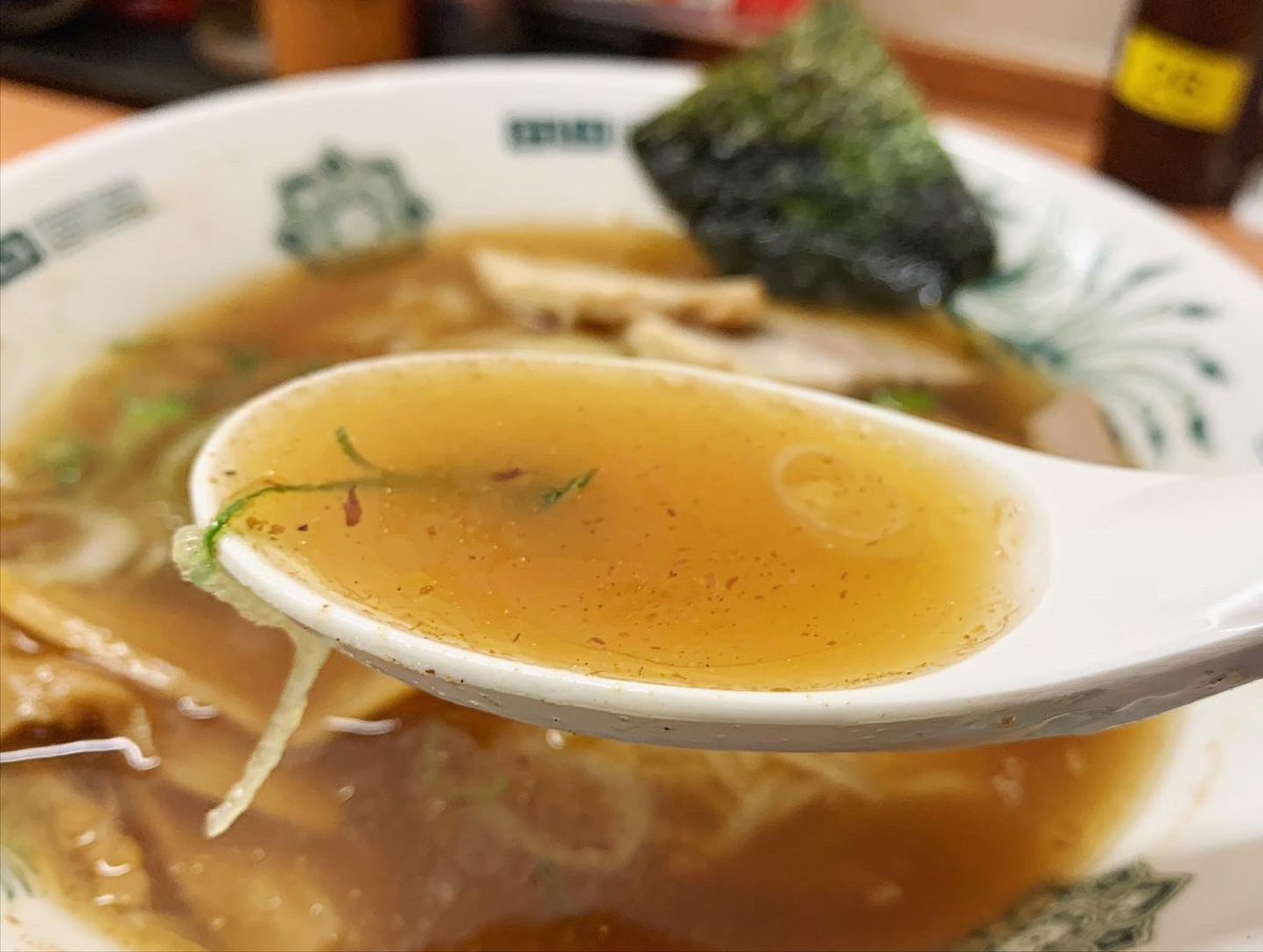 Susuru 日高屋 新宿 昨日の夜 どうしてもラーメン食べたくて新宿を徘徊してたのですか どのお店も行列 満席 唯一のオアシスは日高屋でした 安くて美味くて出てくるの早い 日高屋最高 中華そばの麺がちょっと細めで美味しかったです Susuru 日高屋 新宿 昨日の夜 どうしてもラーメン食べたくて新宿を徘徊してたのですか どのお店も行列 満席 唯一のオアシスは日高屋でした 安くて美味くて出てくるの早い 日高屋最高 中華そばの麺がちょっと細めで美味しかったです