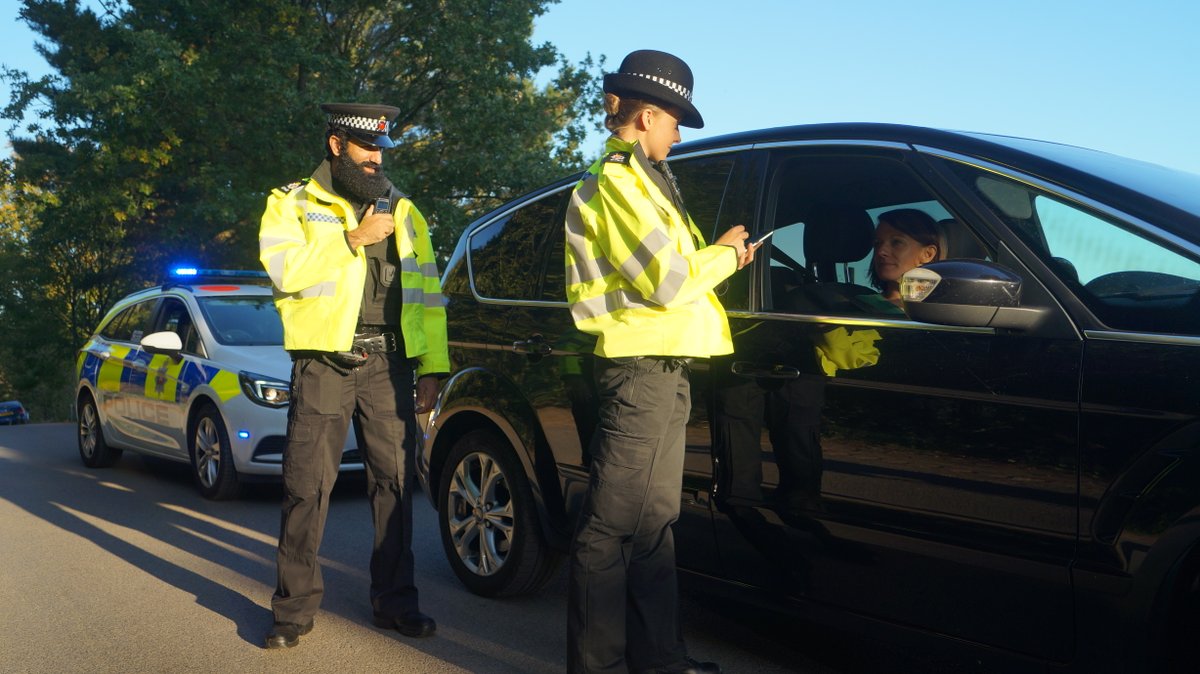 SurreyPolice's tweet photo. UPCOMING Special Constable Recruitment Information Evenings:
Wednesday 15 January in Ewell, register here: https://t.co/E5isUXs6uf
Thursday 16 January in Sunbury-on-Thames, register here: https://t.co/LWrOpvl1jU

#SurreySpecials #volunteer #giveback https://t.co/QPufBwtkf2