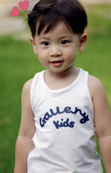 Tyunning1's tweet photo. Hey ! I've so much fun w/ my family so . I'm back now ..

 I came baering a gift ..
baby #TAEHYUN ~~~ a thread @TXT_members #TOMMORROW_X_TOGETHER https://t.co/JAtqbnsz6e