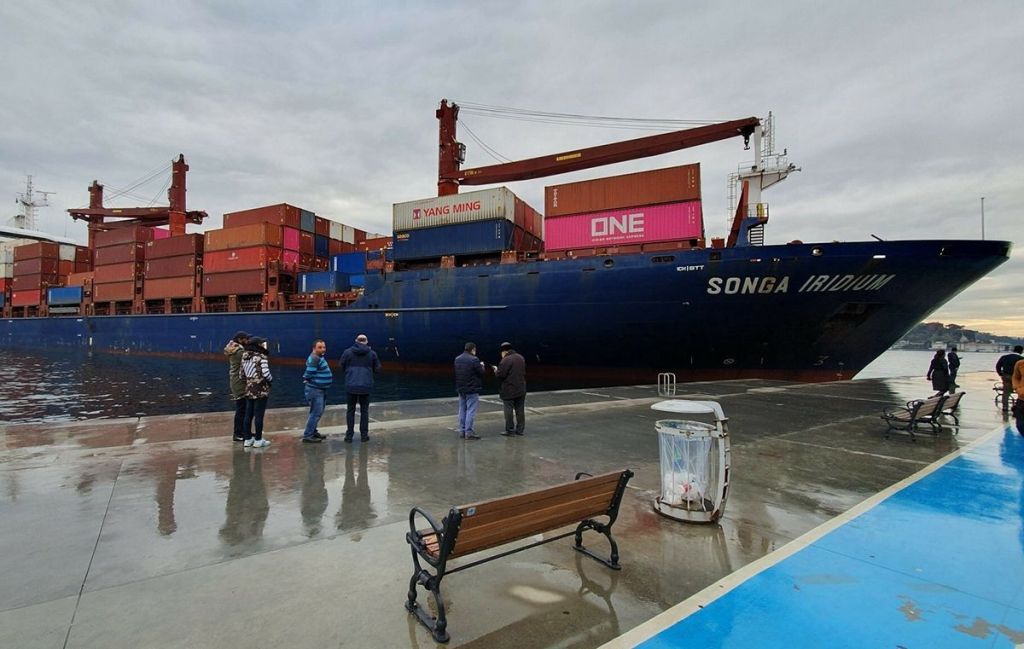 Boğazda kaza yapan gemi hakkında gerçekler endogrusu.com/2020/01/02/bog…