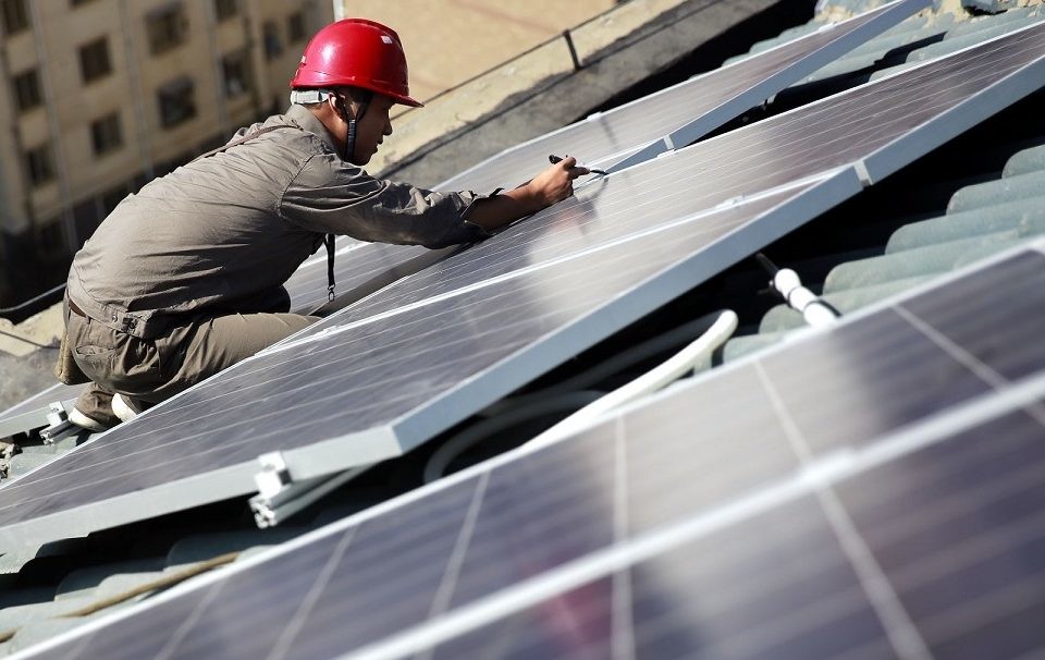 juansacri_'s tweet photo. Es una muy buena noticia #gridparity 'En China, el país más contaminante del mundo, ya es más barato producir energía solar en casa que obtenerla de la red eléctrica' #transicioenegetica
https://t.co/o3HK5WA1FR https://t.co/MtTcnbz2y6