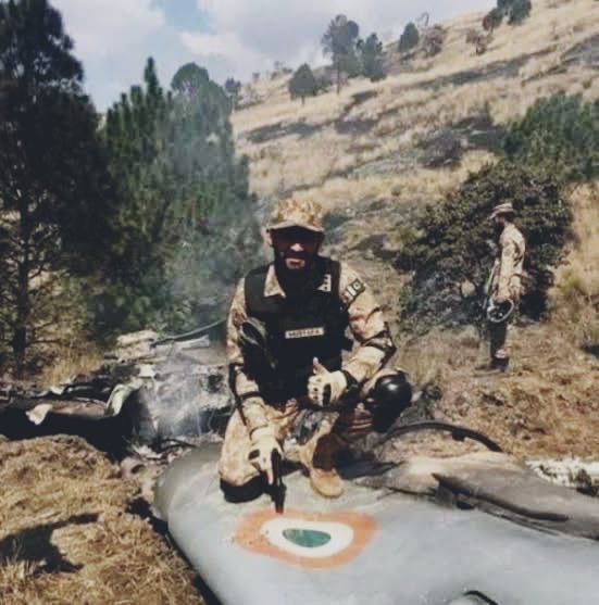 peaceforchange's tweet photo. Feb 19 strike attempt
• 2 IAF Jets shot down by PAF
• 1 Indian MI17 Fratricide
• Indian Pilot arrested
• Dozens Indian soldiers killed, injured on LOC
• Heavy damage to Indian posts&amp; arty gun positions
• PakNavy deterred IN

1/1/2020
“Reserve the right to strike..”
Remember https://t.co/a2w9ykjujD