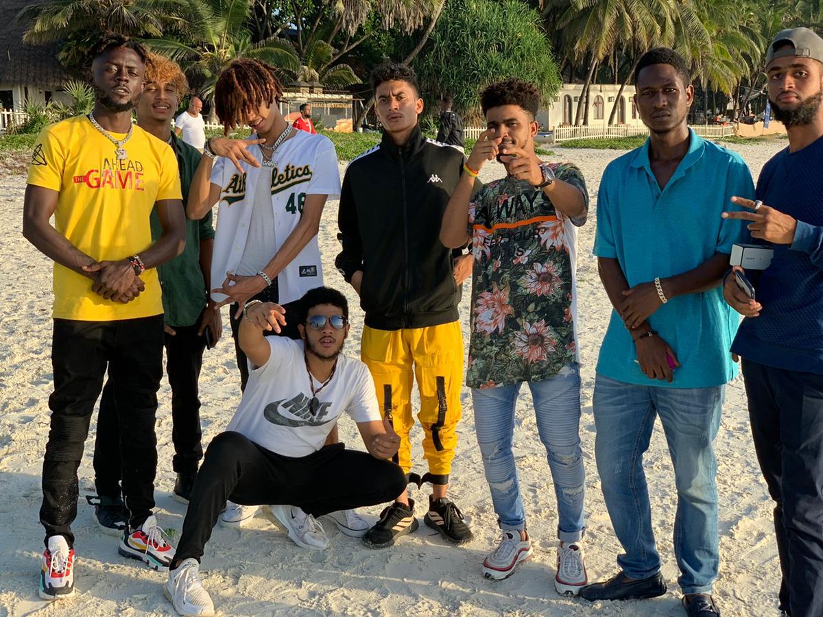 80100E's tweet photo. #IWokeUpOnJanuary1stAnd put the #AheadoftheGAME swag on.., #Kisauni Gangland Landlord himself with the Gang ready to slide #TeamToShape2020 https://t.co/oR1CbkcLrB